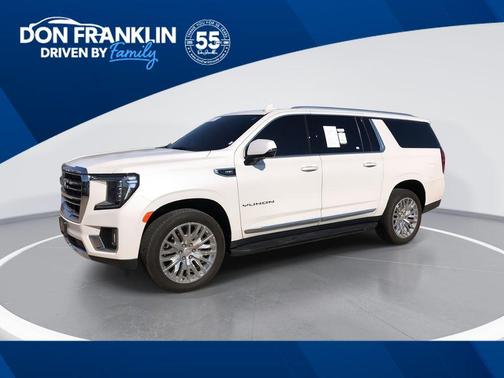 White Frost Tri-Coat 2024 GMC Yukon XL SLT