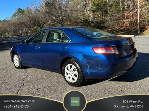 2010 Toyota Camry LE