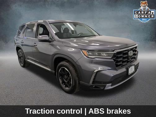 Modern Steel Metallic 2025 Honda Pilot