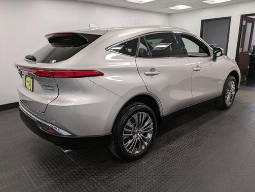 2022 Toyota Venza Limited