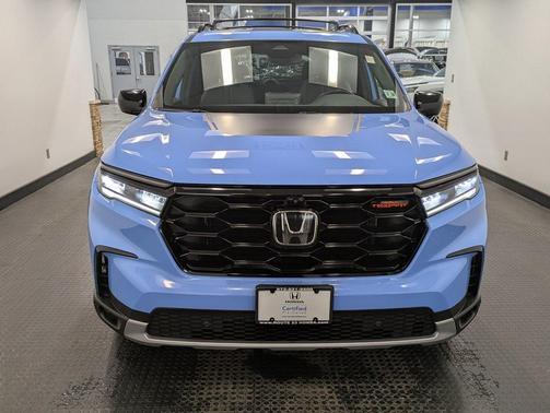 2023 Honda Pilot AWD TrailSport