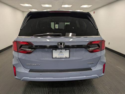 2025 Honda Odyssey Touring