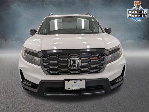 Platinum White Pearl 2023 Honda Passport
