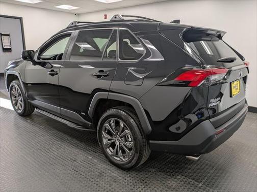 2024 Toyota RAV4 Hybrid XLE Premium