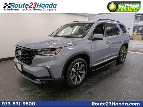 2023 Honda Pilot Touring 8-Passenger