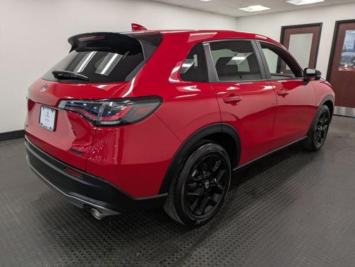 2025 Honda HR-V AWD Sport