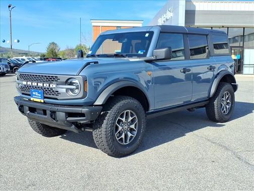 AZURE GRAY MET TRI-COAT 2024 Ford Bronco BADLANDS
