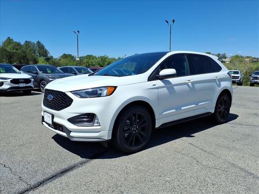 STAR WHITE 2024 Ford Edge ST LINE