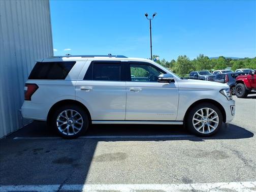 WHITE PLATINUM MET TRI-COAT 2019 Ford Expedition PLATINUM