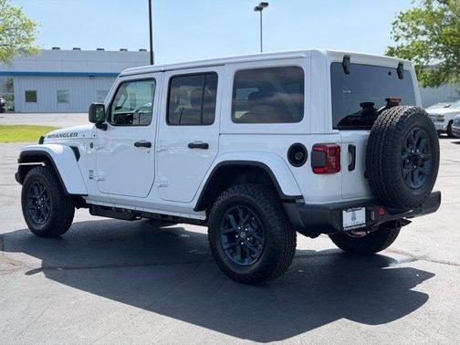 Bright White Clearcoat 2026 Jeep Wrangler Sport