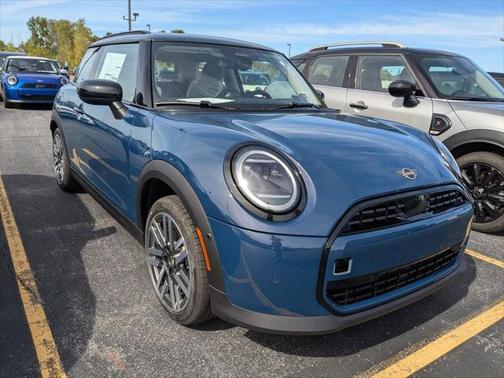 2025 MINI Hardtop Cooper
