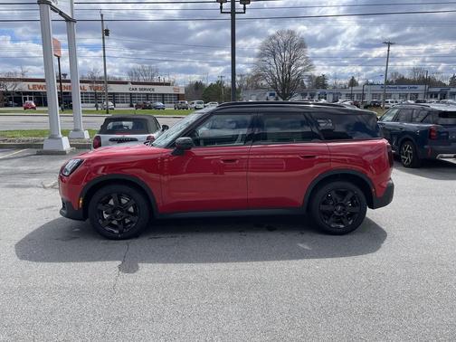Chili Red II 2026 MINI Countryman Cooper S ALL4