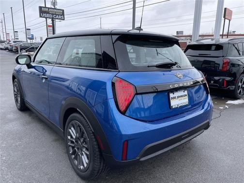 Icy Sunshine Blue Metallic 2026 MINI Hardtop Cooper