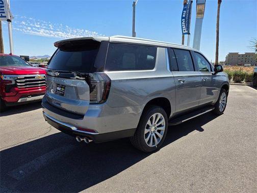 2025 Chevrolet Suburban Premier