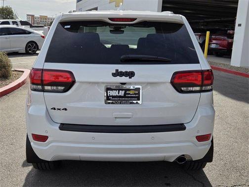 2022 Jeep Grand Cherokee Laredo