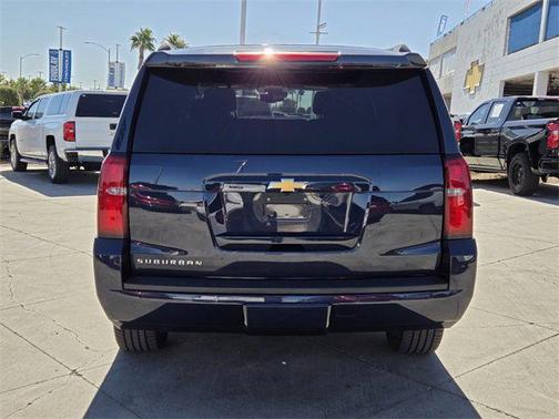 2019 Chevrolet Suburban LT