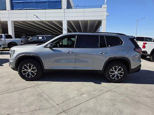 2025 GMC Acadia AWD AT4