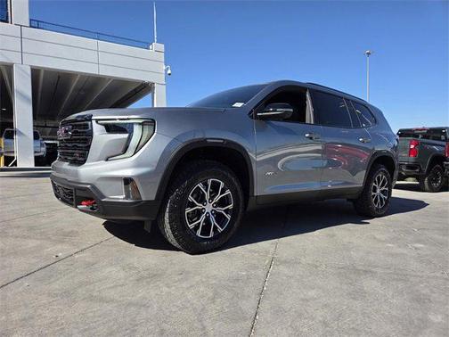2025 GMC Acadia AWD AT4