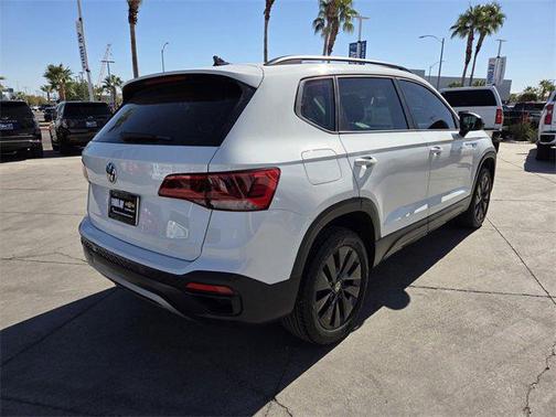 2022 Volkswagen Taos 1.5T S