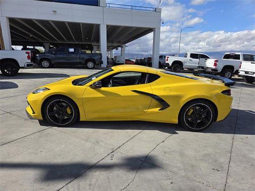 2025 Chevrolet Corvette Stingray w/2LT