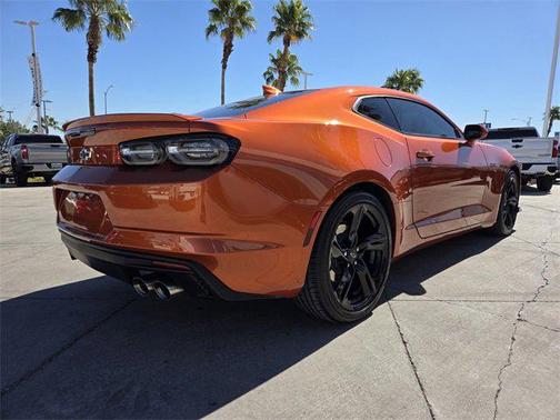 2022 Chevrolet Camaro RWD Coupe LT1