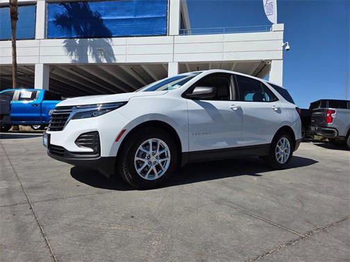 2023 Chevrolet Equinox LS