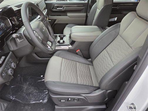 2026 Chevrolet Silverado 2500 Crew Cab, Standard Bed, XR2, 4WD