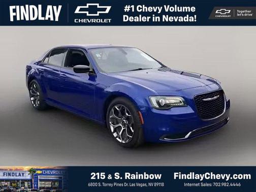 2018 Chrysler 300 Touring