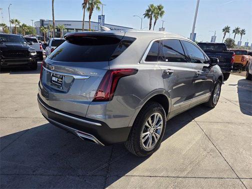 2021 Cadillac XT5 Premium Luxury