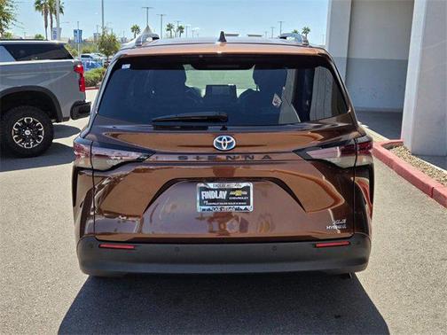 2024 Toyota Sienna XLE 7 Passenger