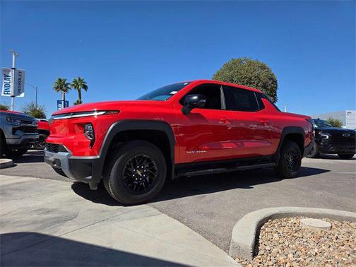 2025 Chevrolet Silverado EV LT