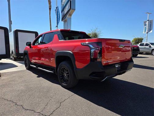 2025 Chevrolet Silverado EV LT