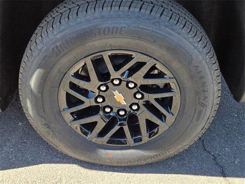 2025 Chevrolet Silverado EV LT