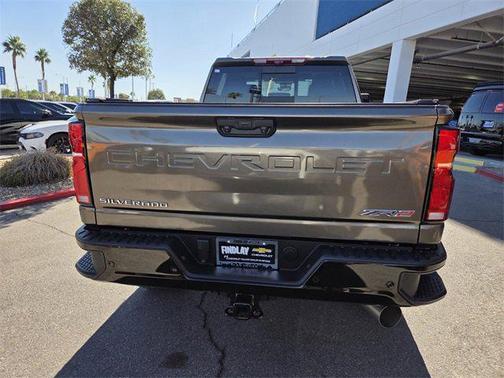 2025 Chevrolet Silverado 2500 4WD Crew Cab Standard Bed ZR2