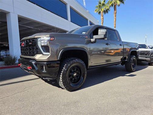 2025 Chevrolet Silverado 2500 4WD Crew Cab Standard Bed ZR2