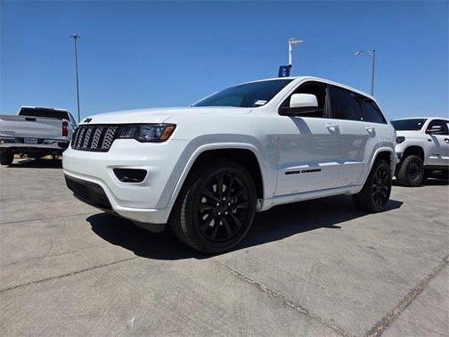 2021 Jeep Grand Cherokee Laredo