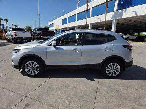 2020 Nissan Rogue Sport SV