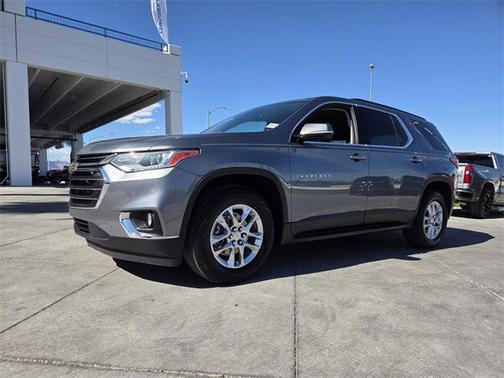 2020 Chevrolet Traverse LT Cloth