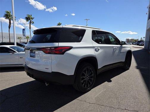 2023 Chevrolet Traverse RS