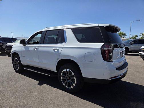 2025 Chevrolet Tahoe LS