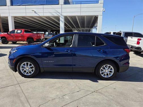 2022 Chevrolet Equinox LS
