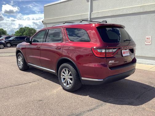 Octane Red Pearlcoat 2017 Dodge Durango SXT