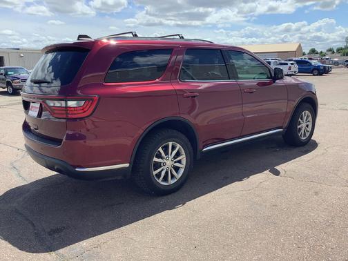 Octane Red Pearlcoat 2017 Dodge Durango SXT
