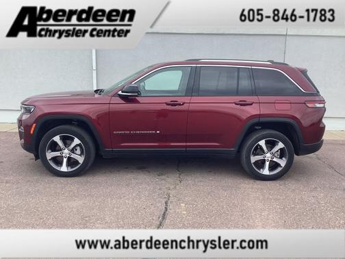 Velvet Red Pearlcoat 2023 Jeep Grand Cherokee Limited