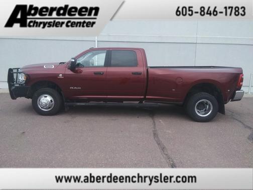 2023 RAM 3500 Big Horn Crew Cab 4x4 8' Box