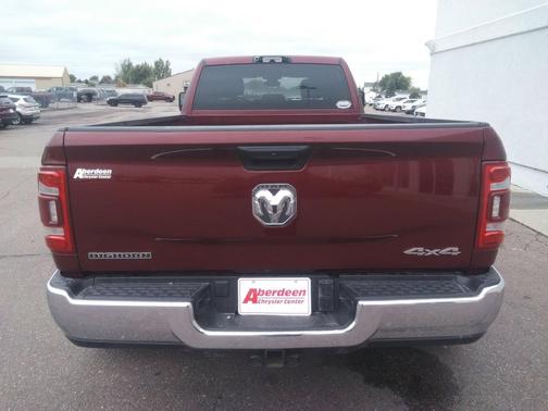 2023 RAM 3500 Big Horn Crew Cab 4x4 8' Box