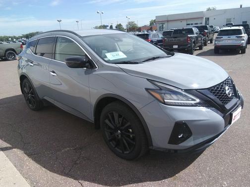 2022 Nissan Murano SV