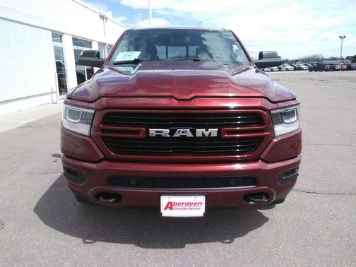 Delmonico Red Pearlcoat 2019 RAM 1500 Big Horn