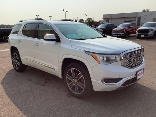 2018 GMC Acadia Denali