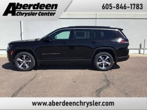 Diamond Black Crystal Pearlcoat 2026 Jeep Grand Cherokee L Limited